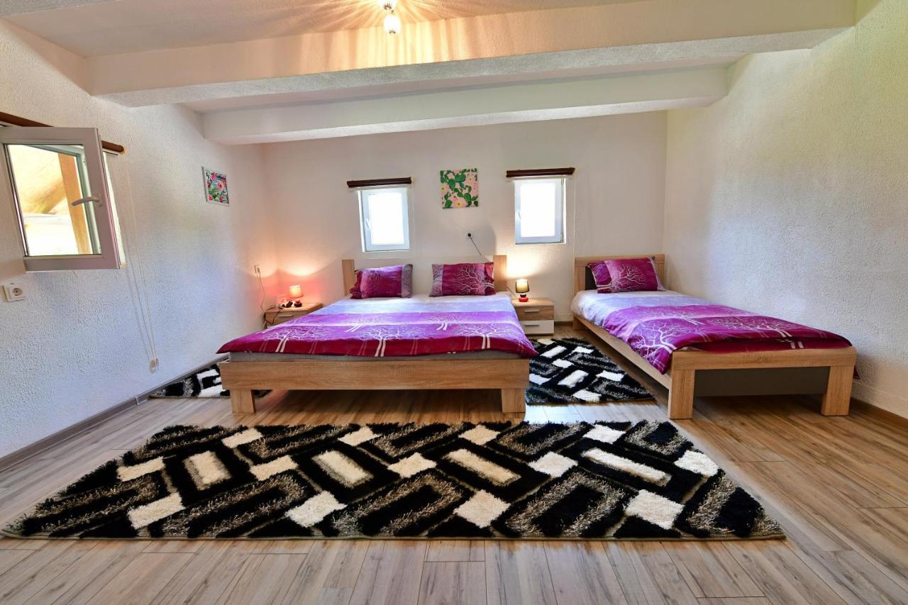 House Luna Rakovica Ngoại thất bức ảnh